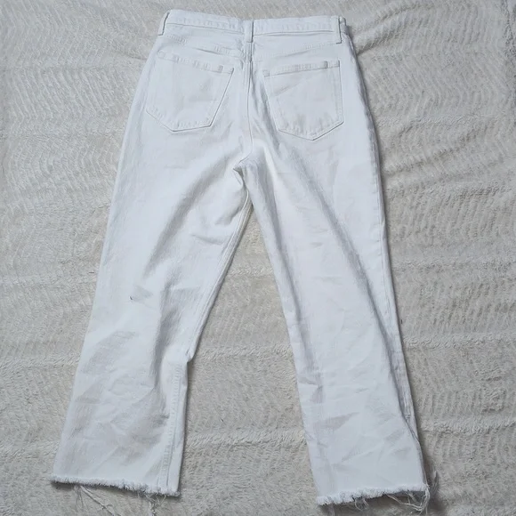 Ambercrombie And Fitch Ultra High Rise Kick Flare Women's White Jeans Size 29/8 - Picture 7 of 11